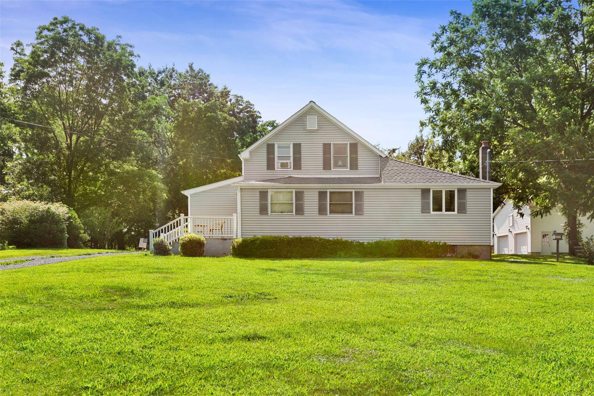 Open House Sunday, July 27th from 12pm 3 pm.