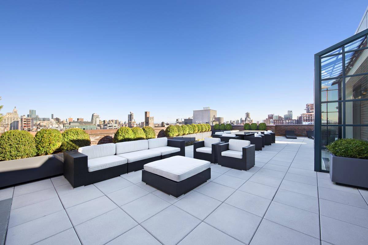 Penthouse I This exceptional private home offers 7, 241 sq.