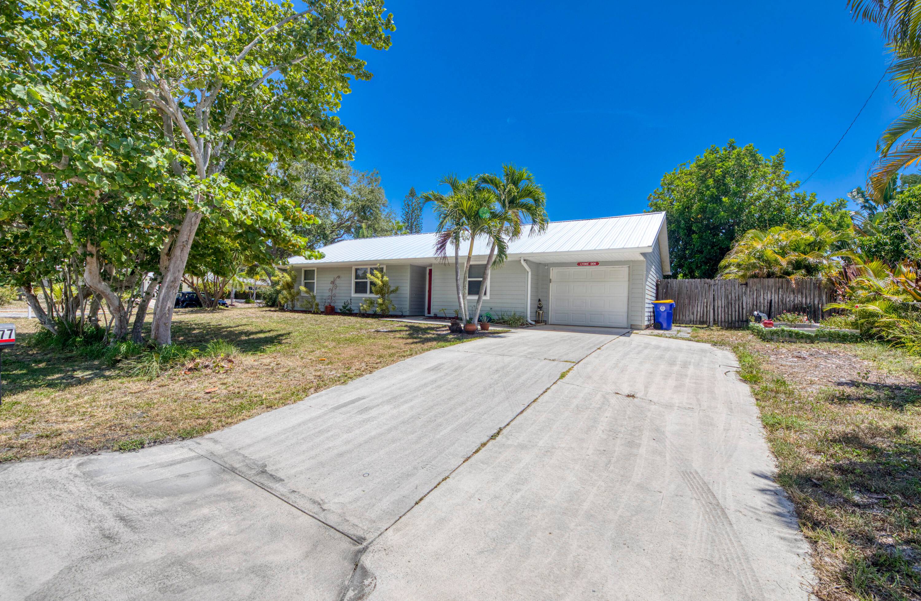 Charming 3 Bedroom, 2 Bath Home on a Spacious Corner Lot !