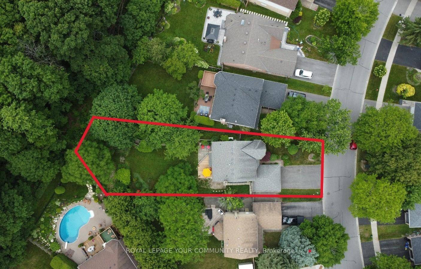 A Rare Opportunity in Aurora Highlands backing onto the 64 acres of conservation regulated Case Woodlot !