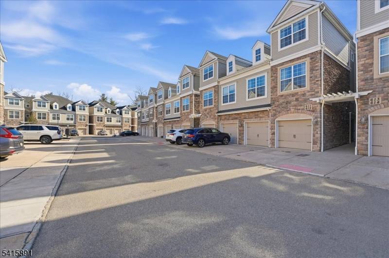 Welcome to one of Coventry Park's most beautifully upgraded homes.