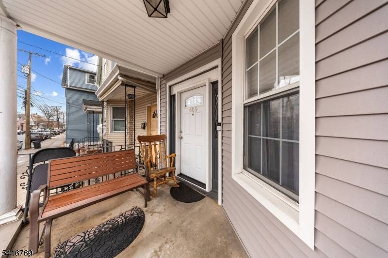 2 family home with the extended living space of 3rd floor used together with 2nd floor offering 4 large bedrooms plus common area, walking in closet and a full new ...