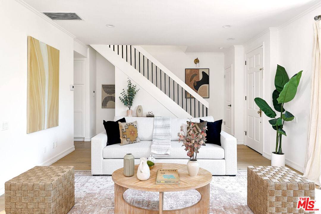 713   9th St 3BR Pacific Palisades La