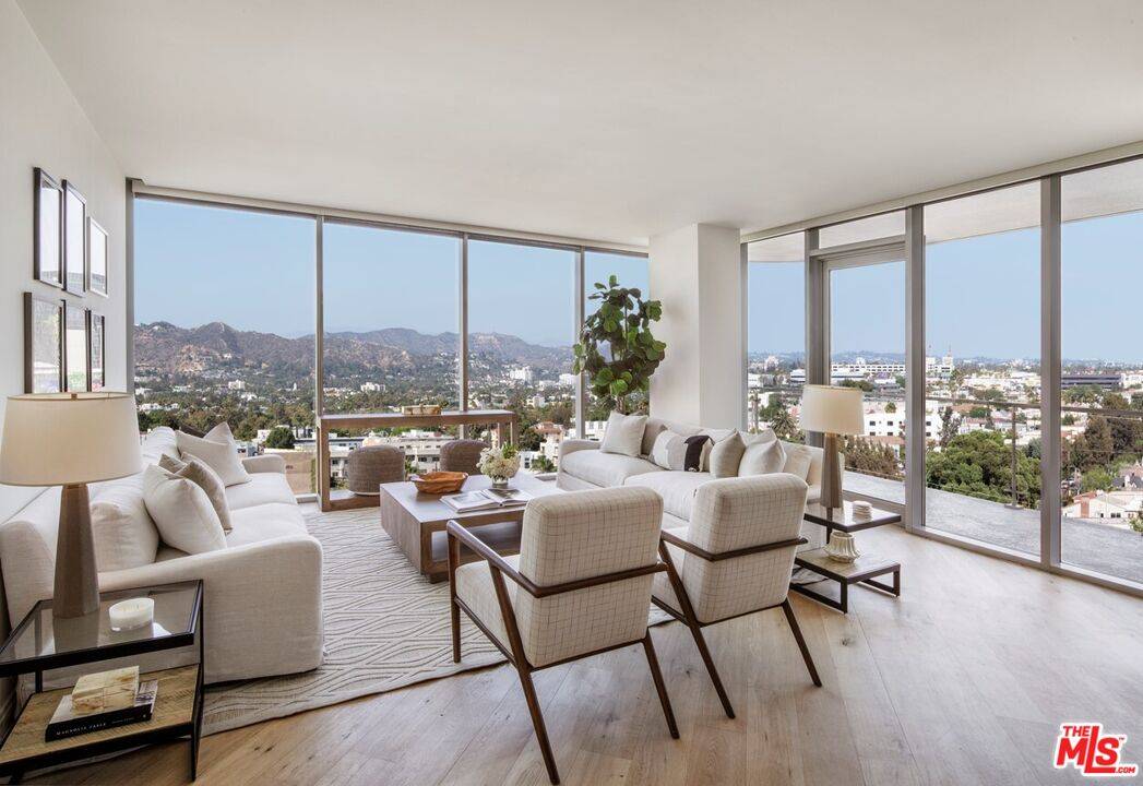 8500 Burton Way 1BR Beverly Grove La
