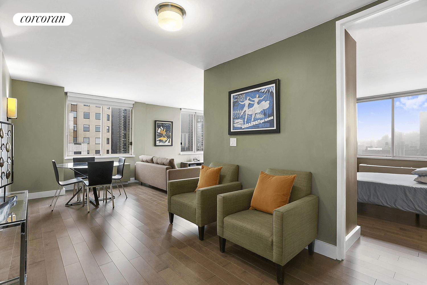 Welcome to the epitome of urban elegance at Residence 25B, located at the coveted 350 West 50th Street in the thriving Clinton area.