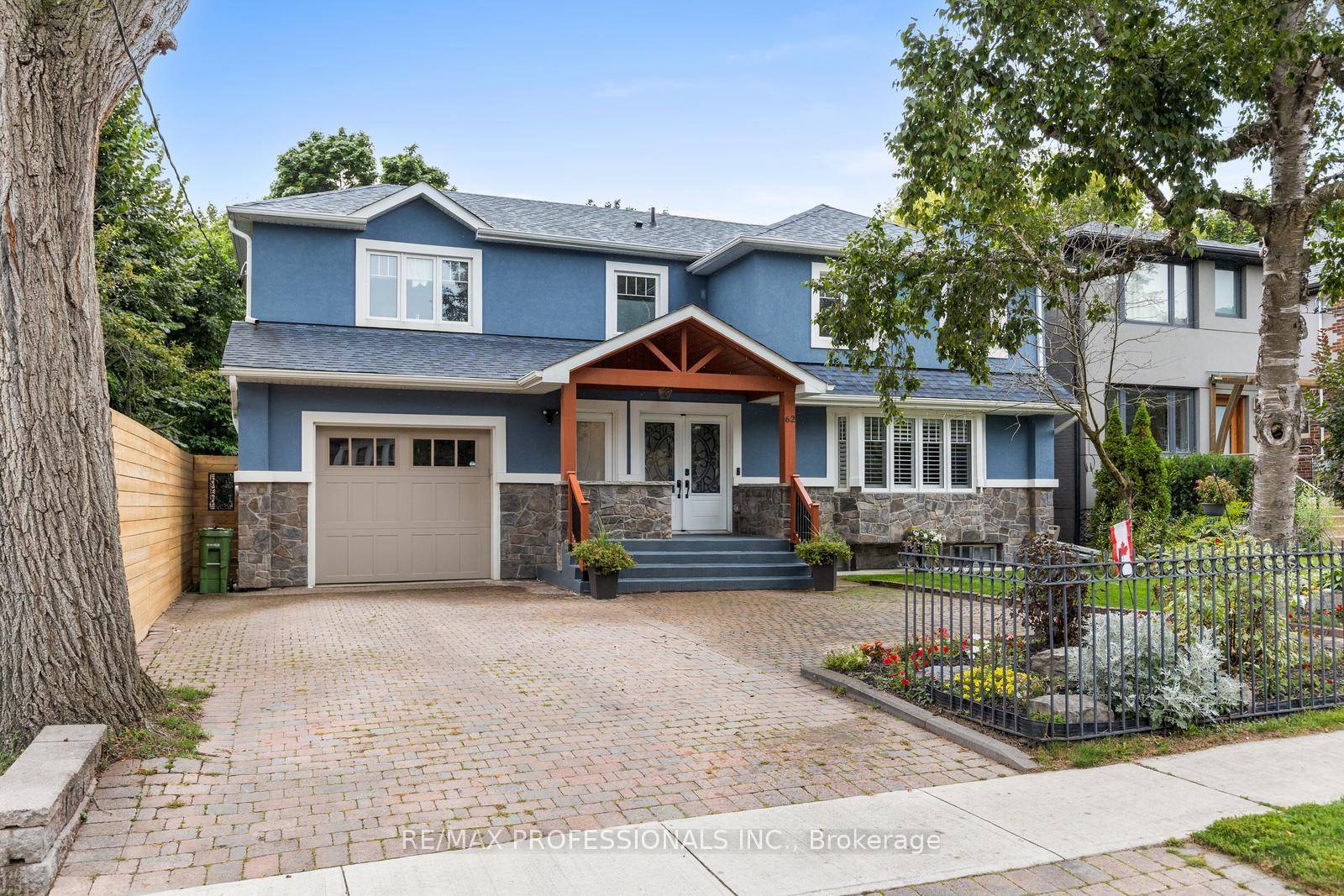 Bright amp ; Renovated 2 Bedroom Basement Apartment in Prime Long Branch !