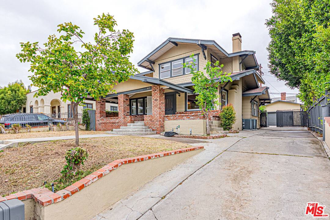 1044  S St Andrews Pl 5BR La