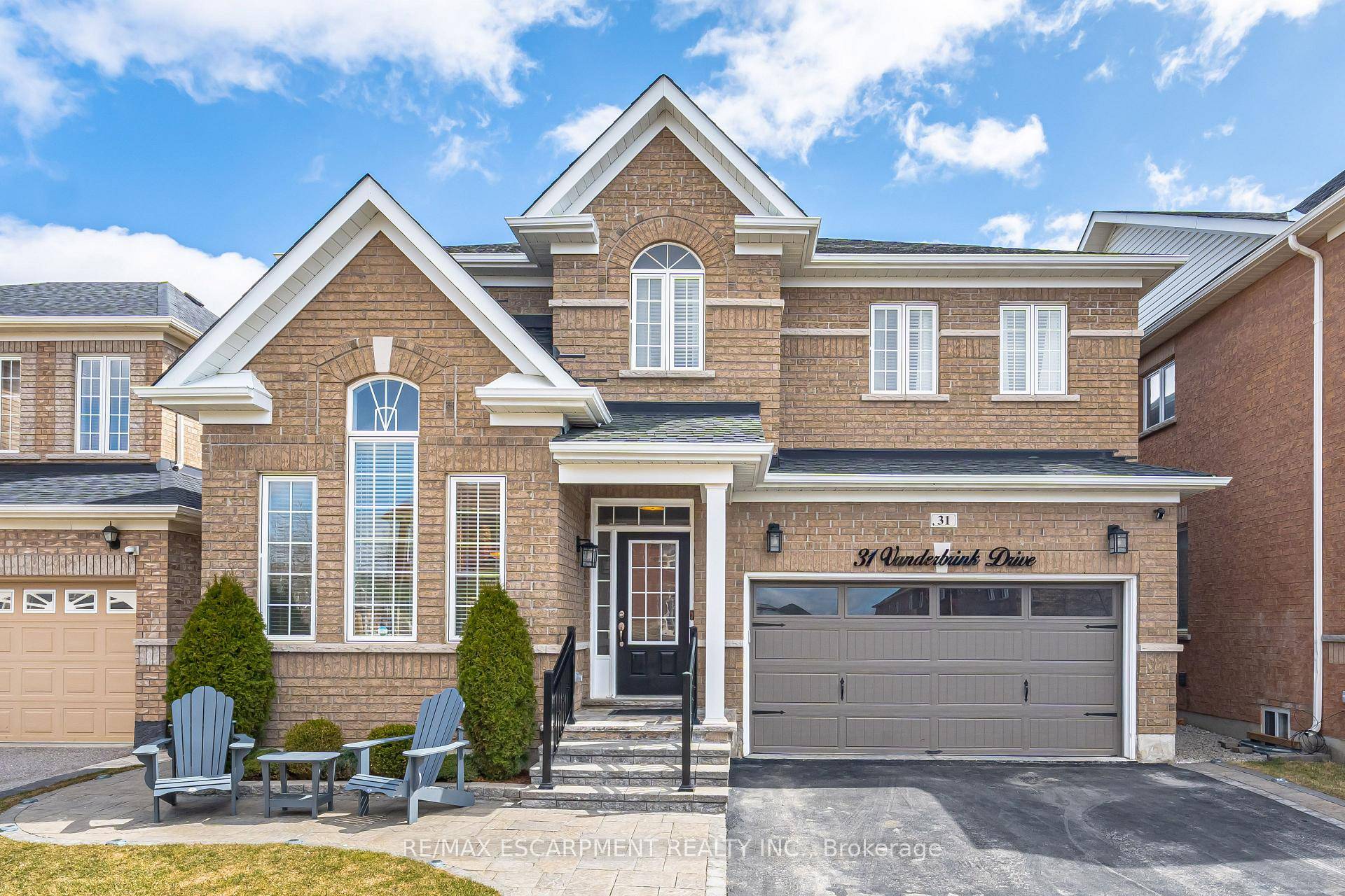 Client RemarksWelcome to 31 Vanderbrink Drive A Beautiful Family Home in Sandringham Wellington Nestled in the highly sought after Sandringham Wellington neighbourhood of Brampton, this stunning 5 2 bedroom detached ...