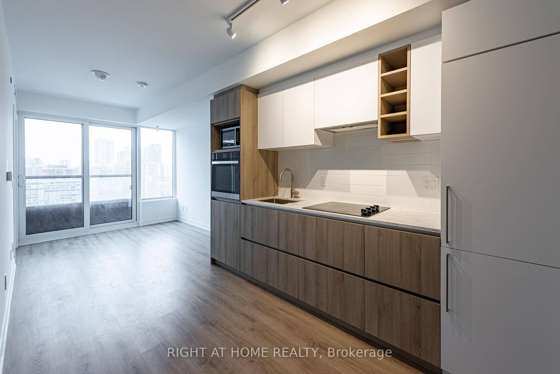 Experience the essence of urban living in this two bedroom, two bathroom condominium nestled in downtown Toronto.