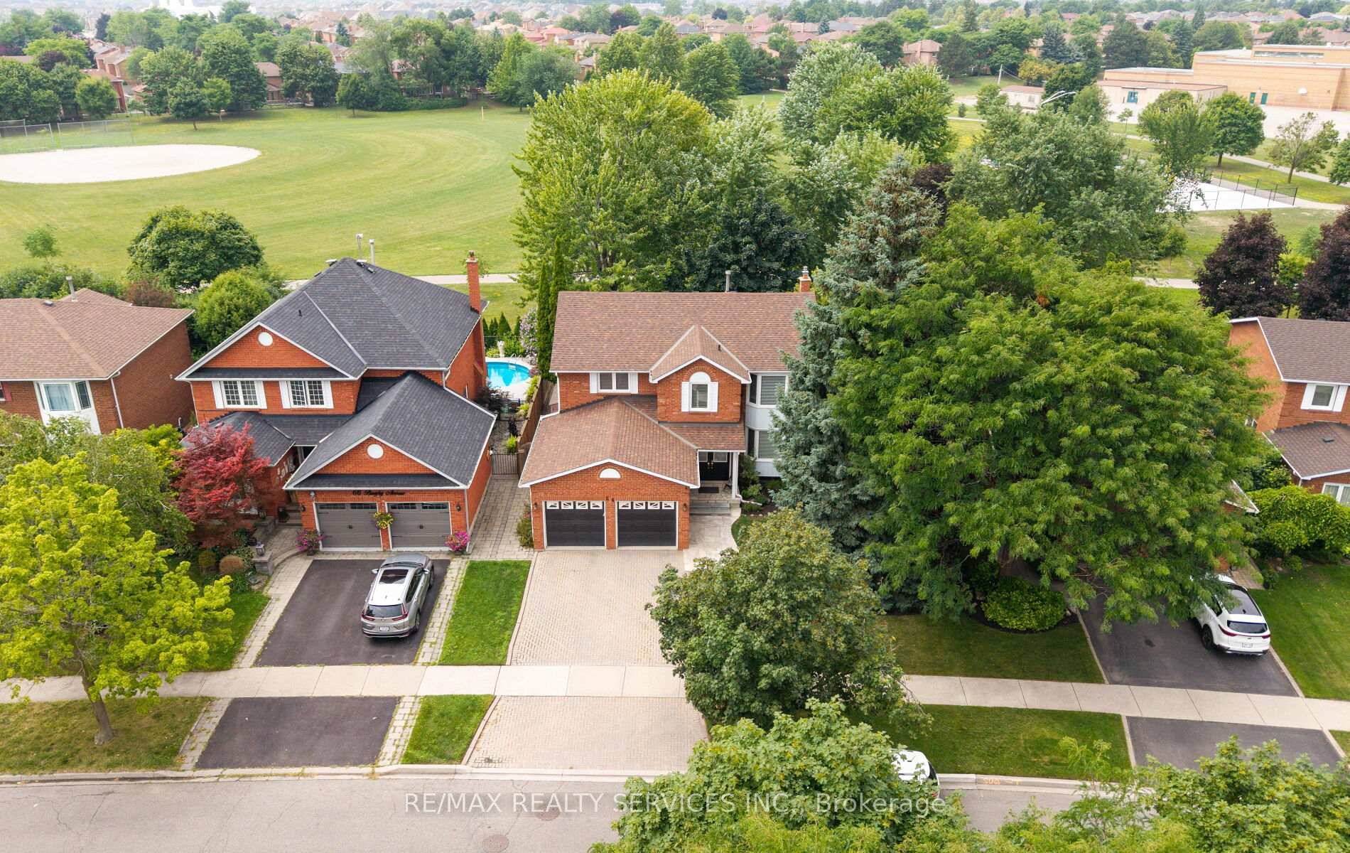 Welcome Home to this hidden gem !