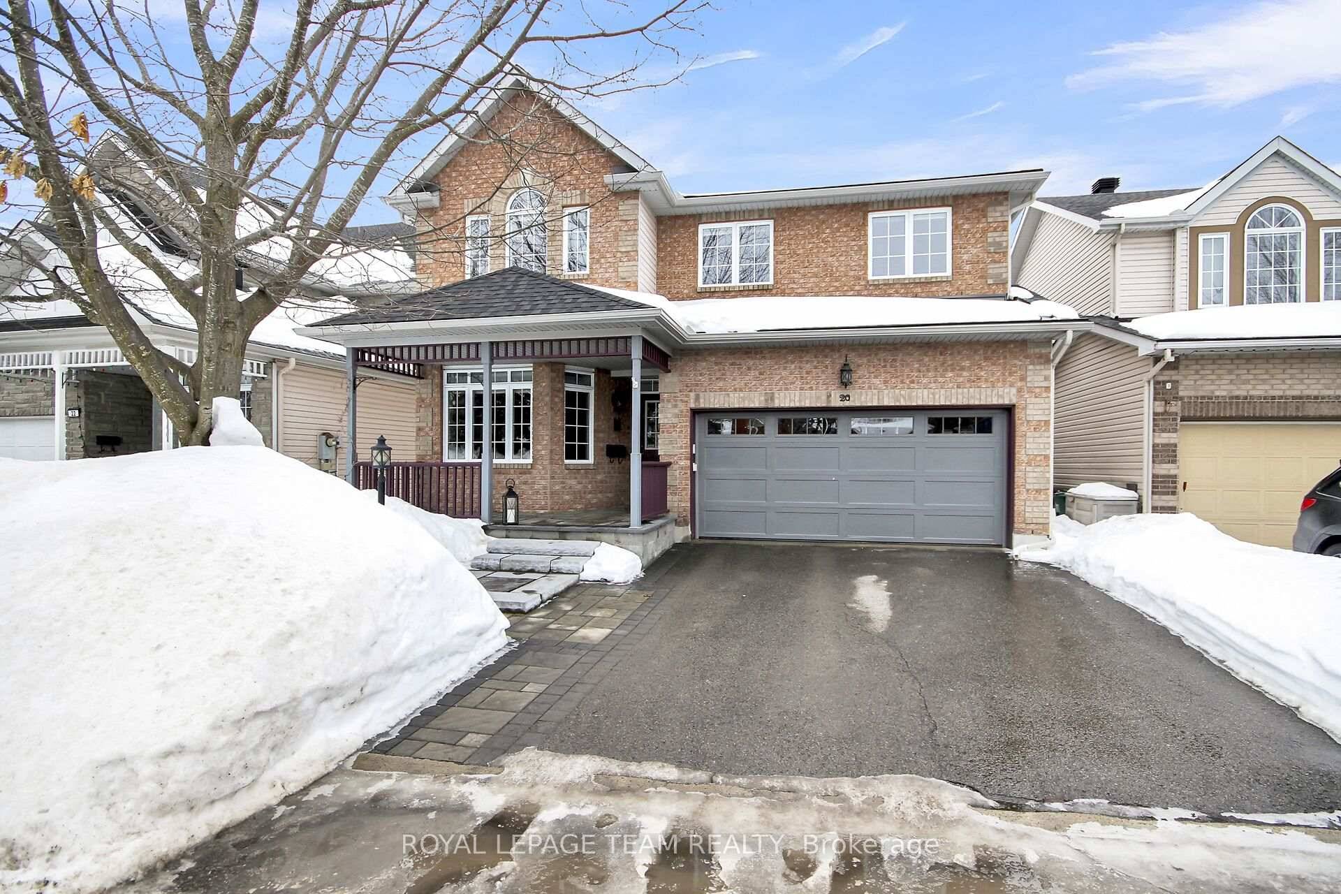 Welcome to this rare opportunity to own a true 5 bedroom home in the heart of Barrhaven.