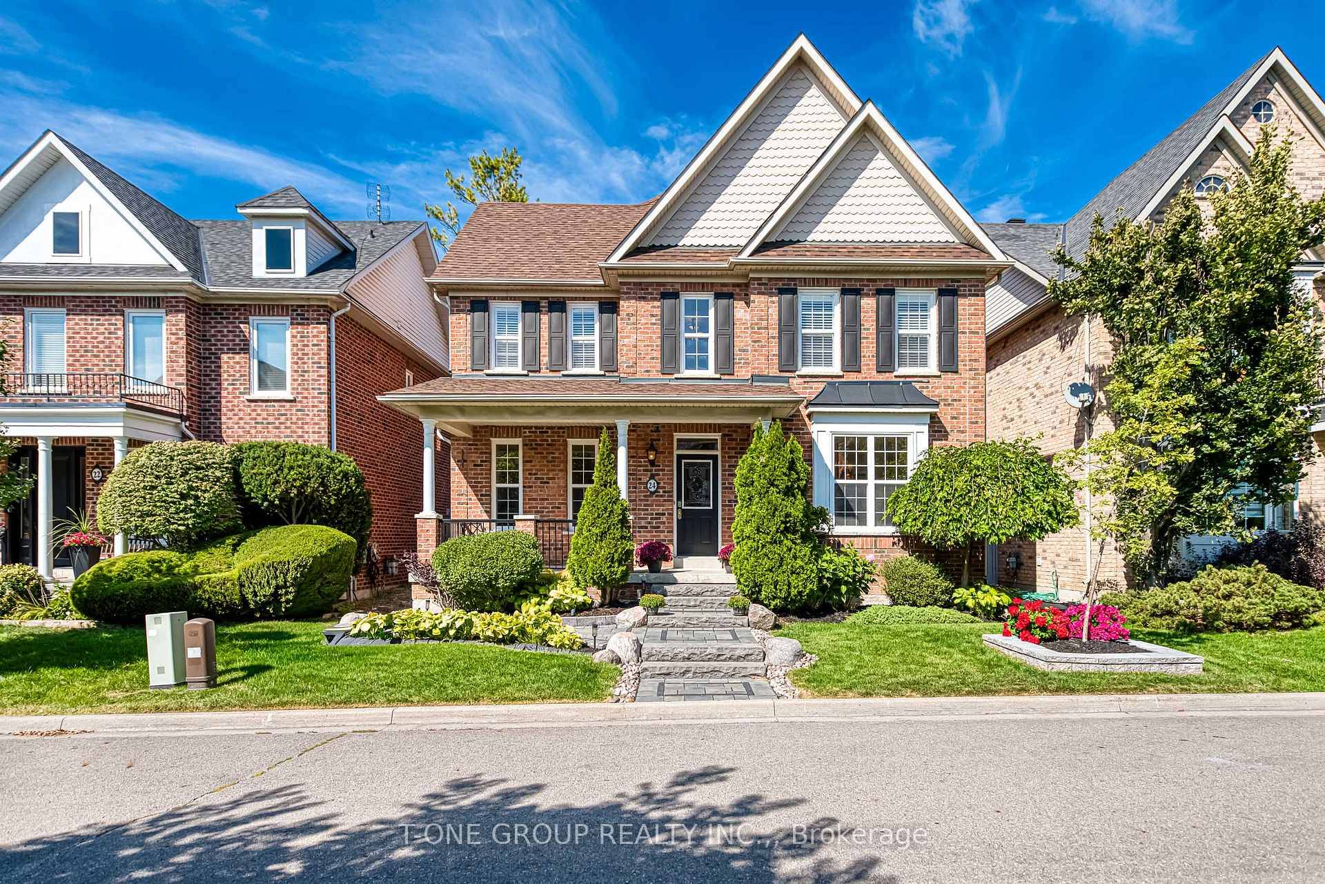 Your search in Angus Glen ends here Nestled on one of Angus Glens most sought after tree lined boulevards.
