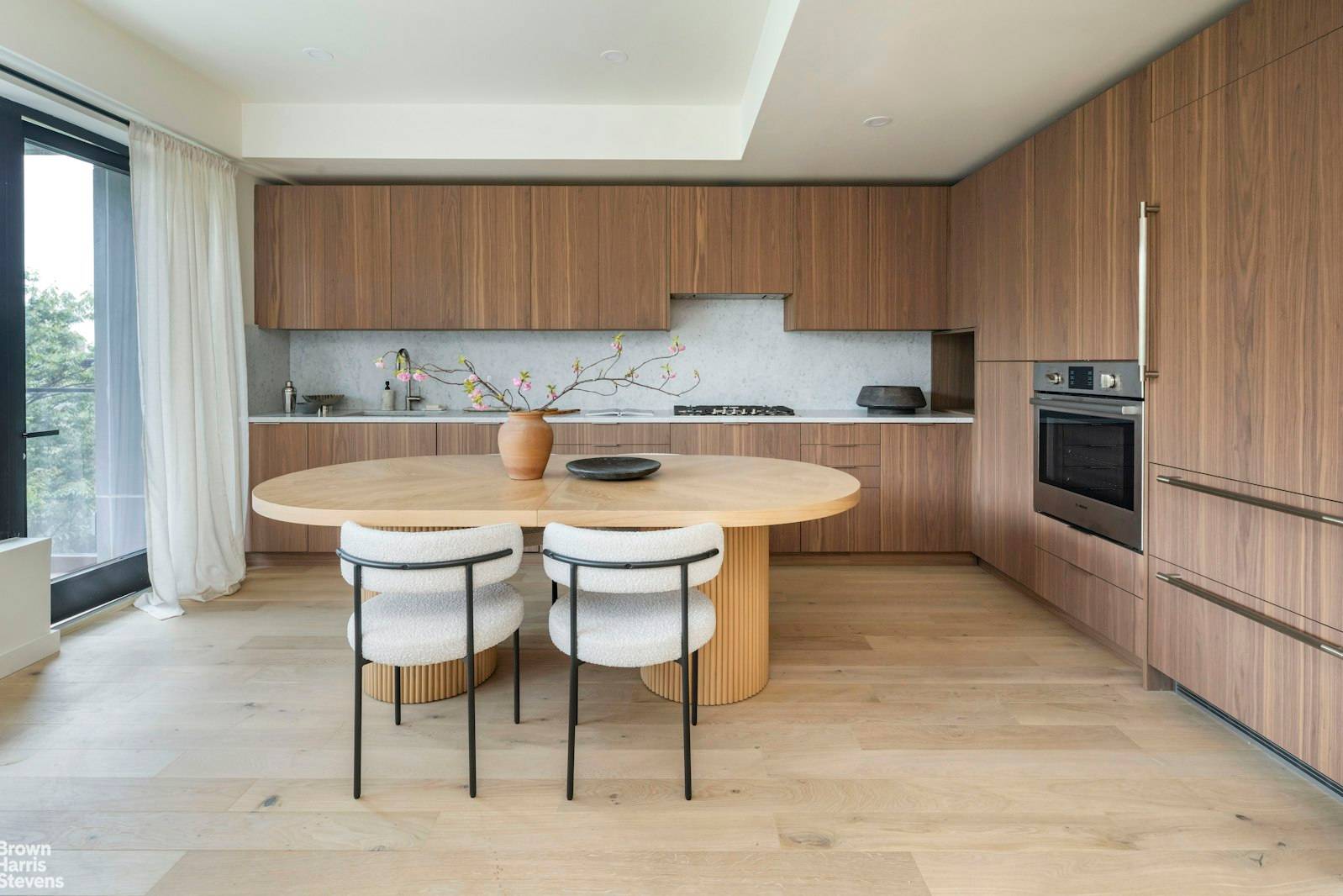 Introducing 353 20th Street, an exclusive collection of five thoughtfully designed full floor residences located on a quiet, tree lined block in the heart of Greenwood.