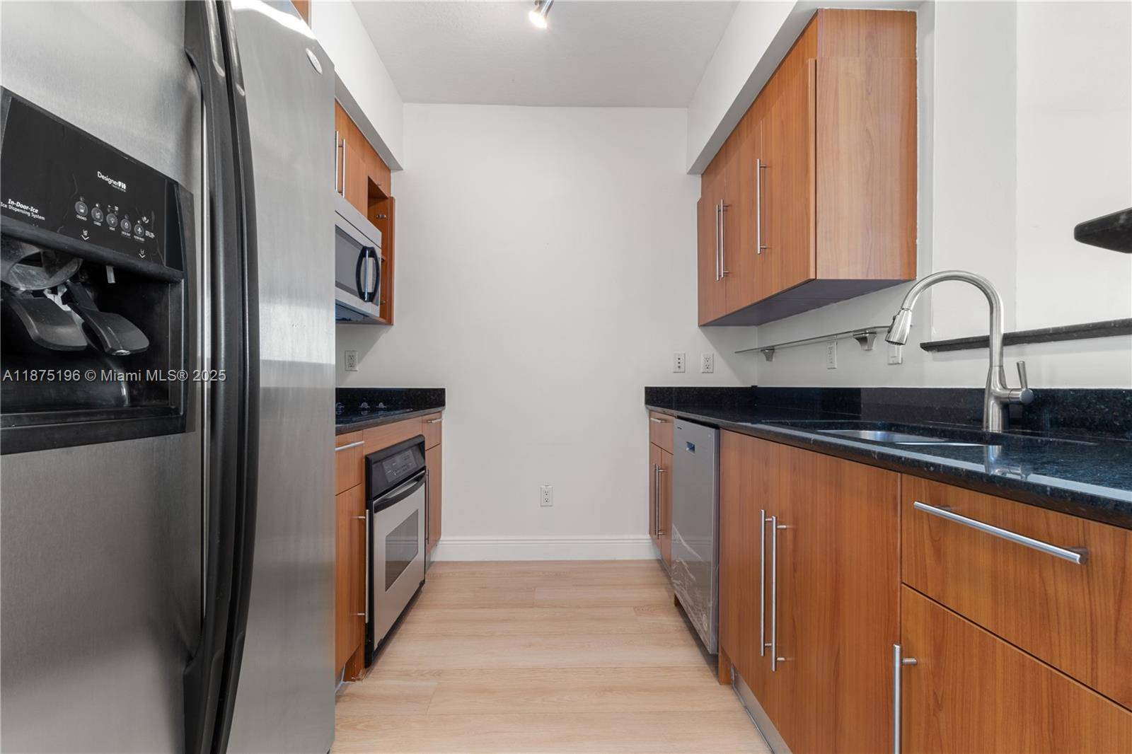 Experience luxury living at One Miami, in the heart of downtown.