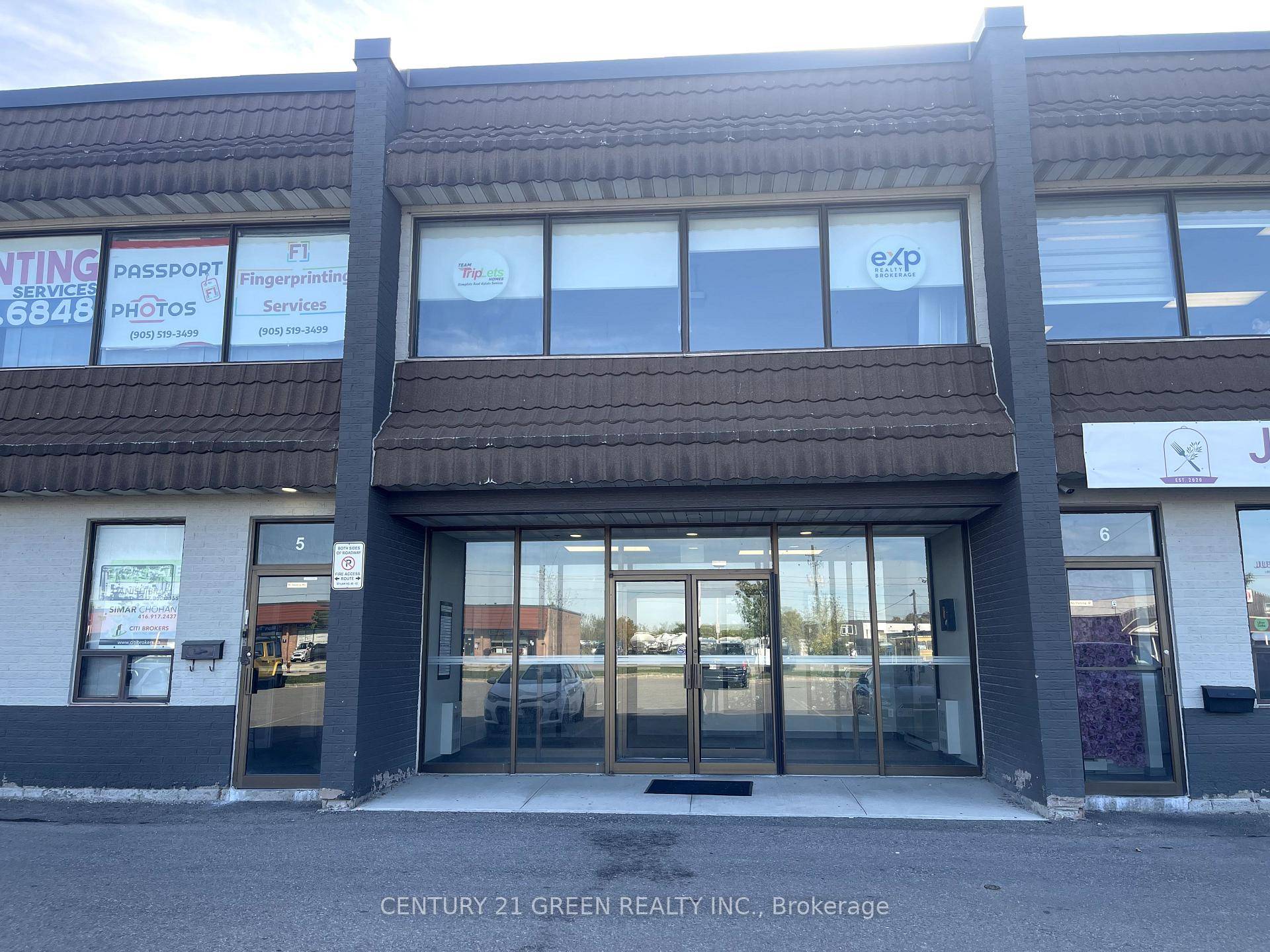 Very neat and clean office perfect for a small business.