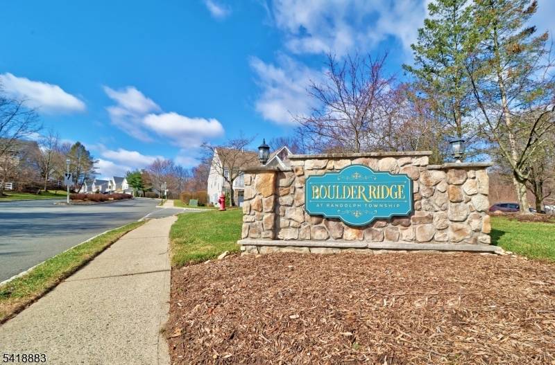Welcome to this bright and inviting end unit townhome that is turn key and ready for you !
