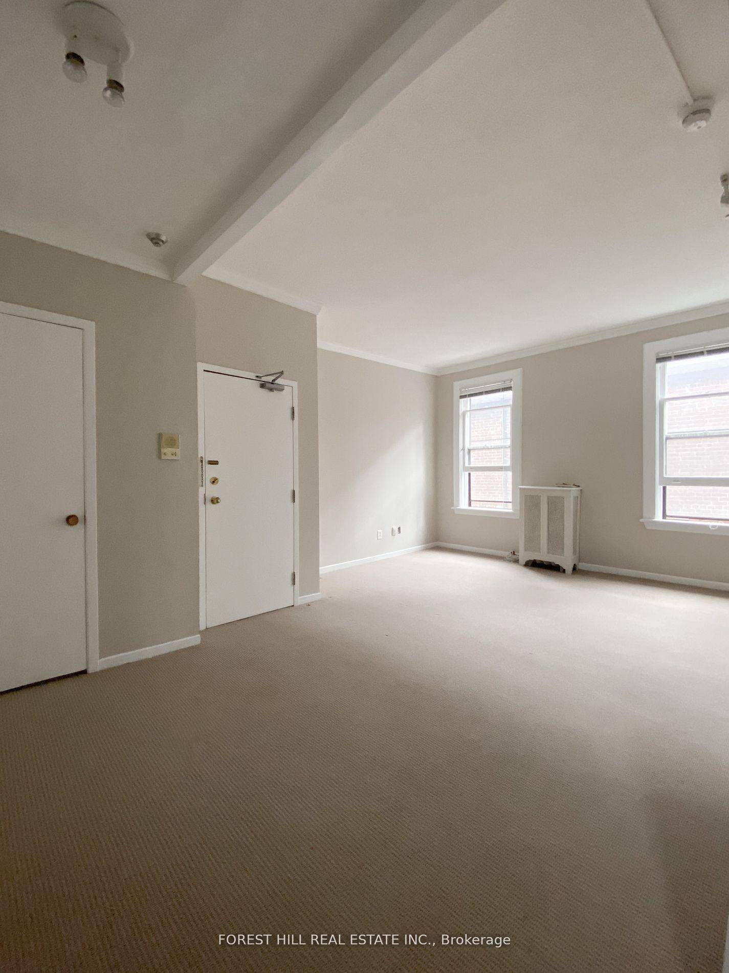 Charming, Beautiful and sunny 1 bedroom unit on the 2nd floor in the heart of The Annex !
