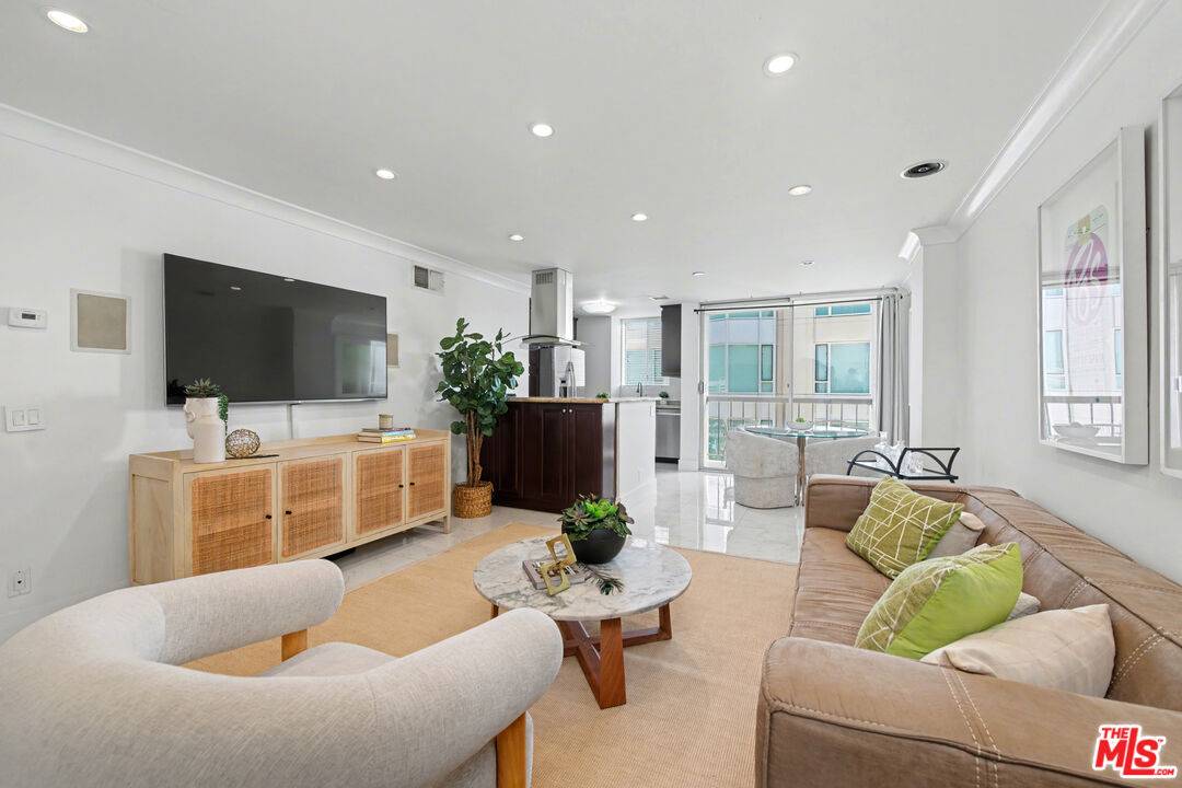 10747   Wilshire Blvd 2BR Westwood La