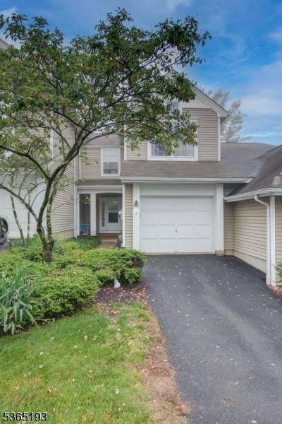 Welcome to this stunning, 2 bedroom, 2.