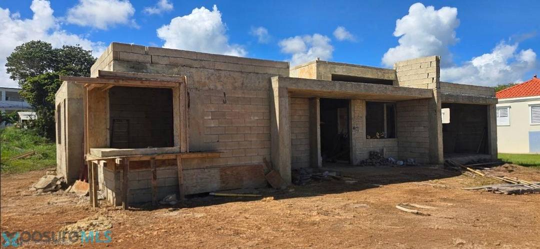 GALATEO BAJO House Isabela