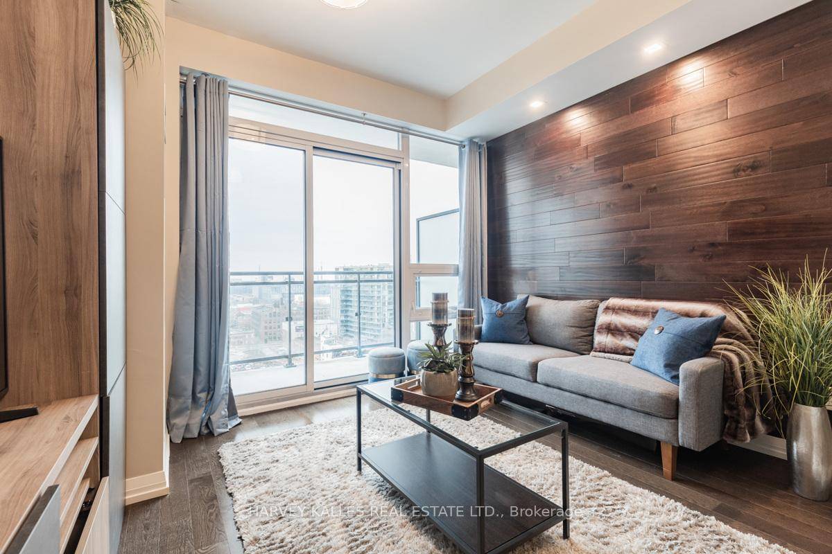 Luxury 2 Bedrooms amp ; 2 Washrooms Unit For Lease.