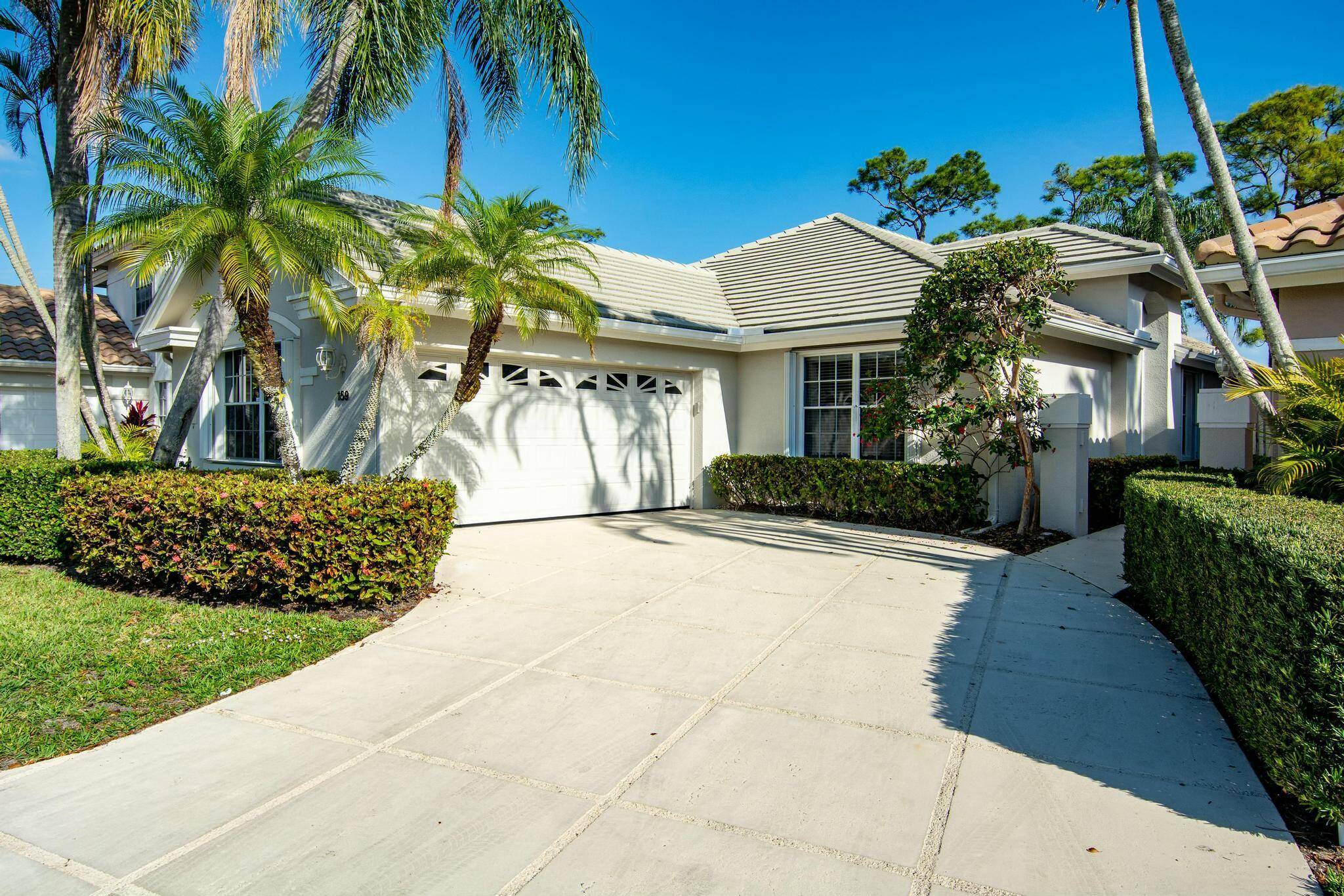Immaculate Fully Renovated Home on the 14th Fairway of the PGAN's Championship Golf Course within a short walk to Golf's famous Bear Trap monument.