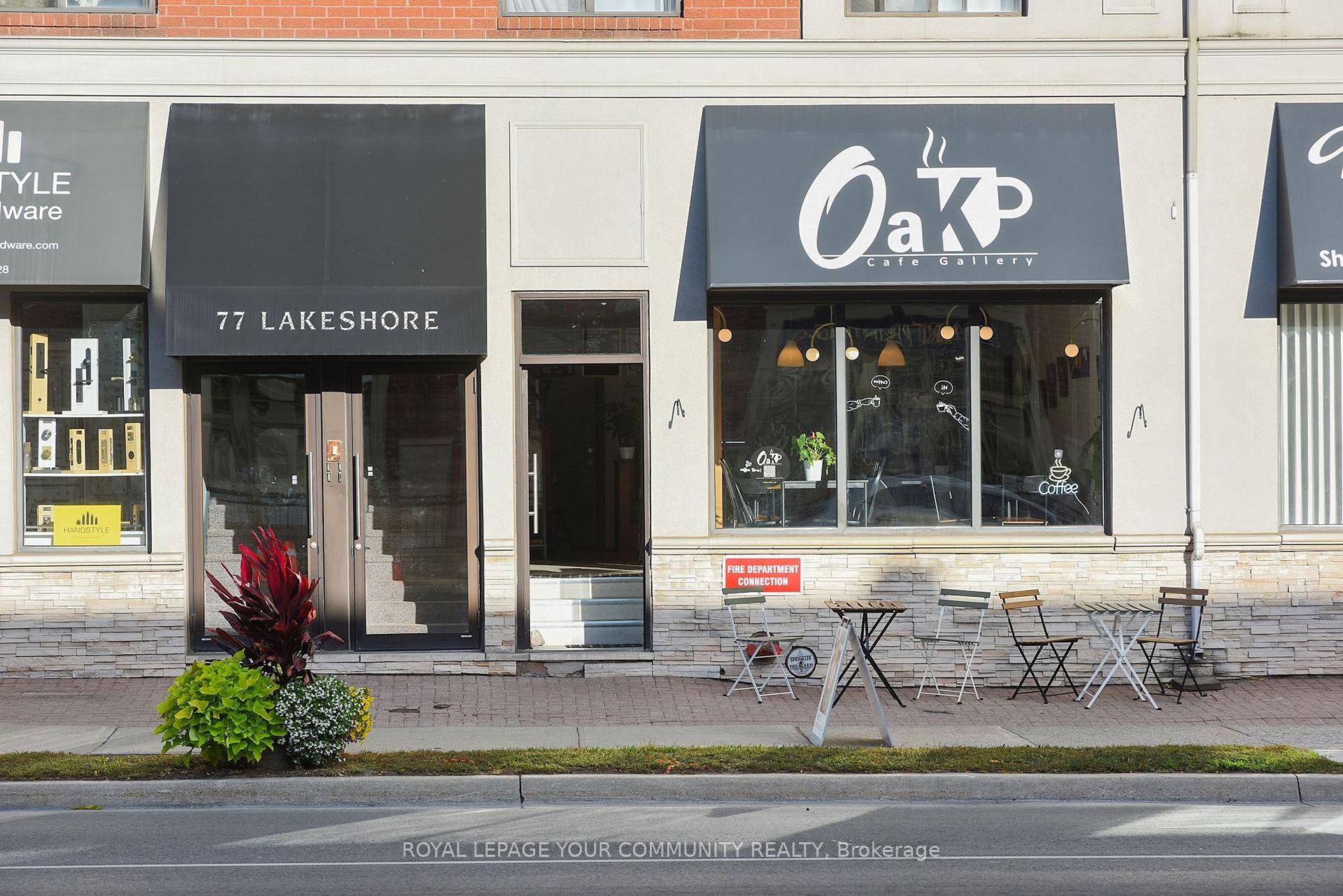 Seize the opportunity to own a thriving, fully equipped coffee shop in the heart of Oakville.