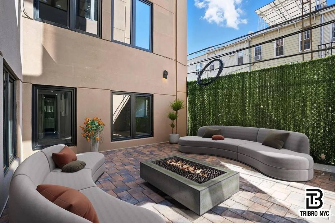 Welcome to this generously sized three bedroom home offering an exceptional amount of space and functionality.