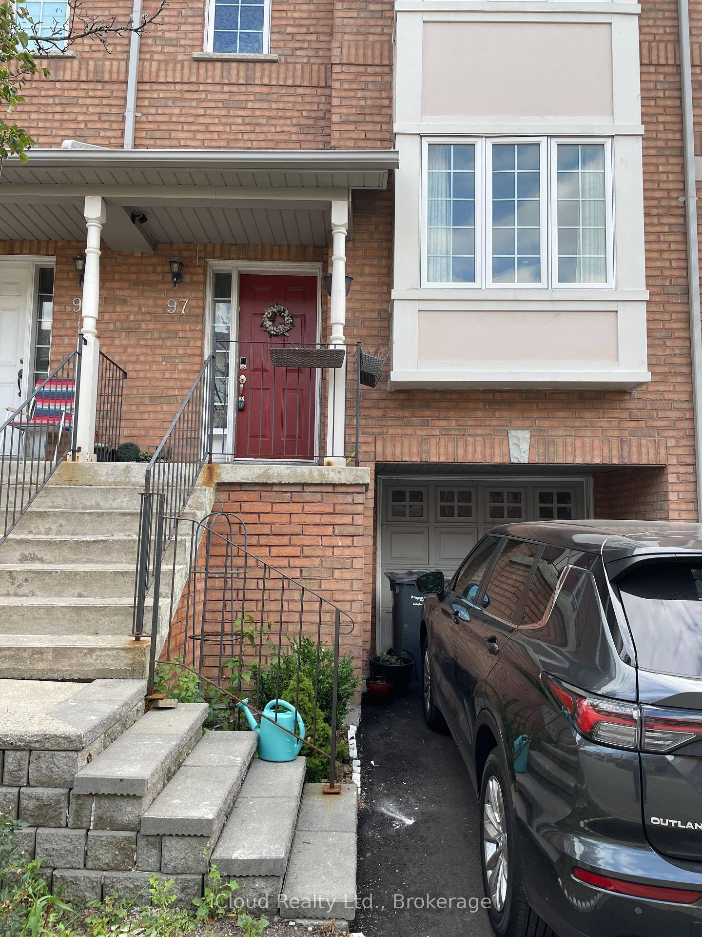 Excellent Location In The Heart Of Mississauga !