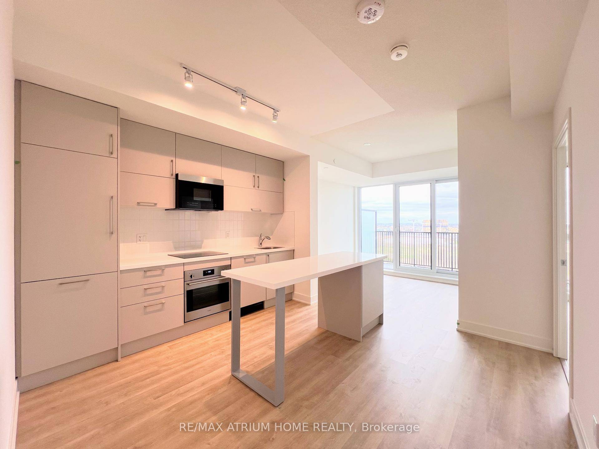 Bright amp ; spacious, brand new, 628 SQFT condo in the sought after neighbourhood of Unionville !