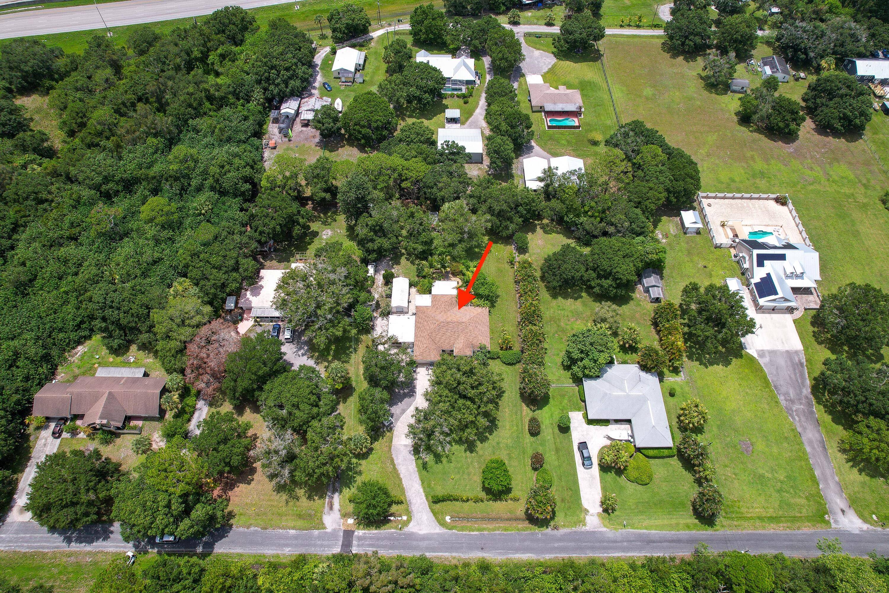 Charming Home on Nearly an Acre in Fort Pierce, FL No HOA !
