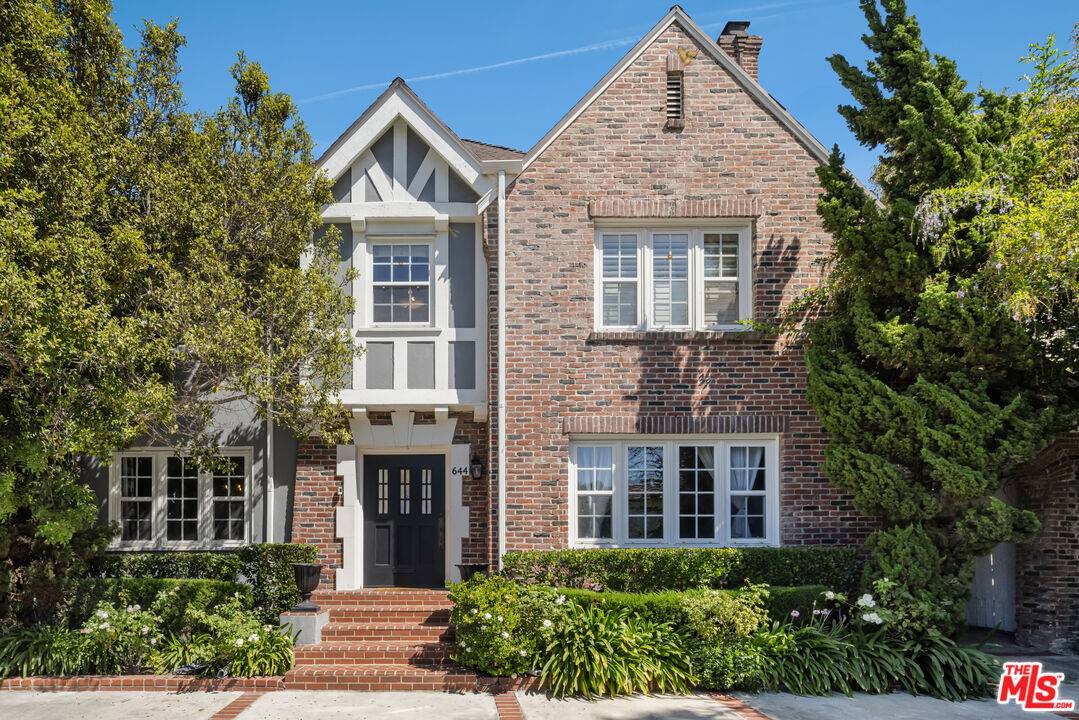 644 N Cherokee Ave 4BR Mid Wilshire La