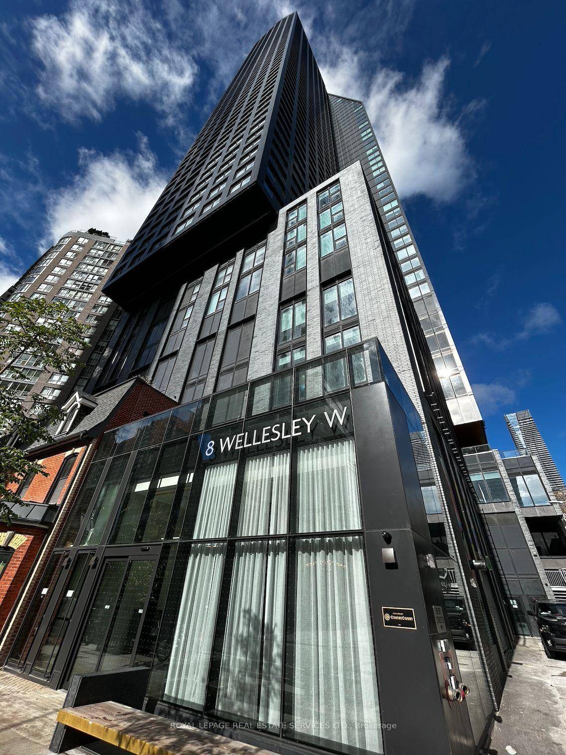 Welcome home to the Residences at Yonge Street at 8 Wellesley !