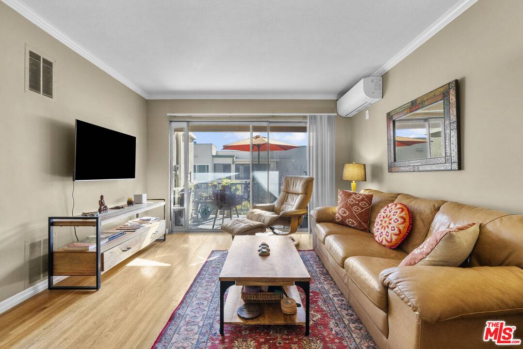 3166  S Sepulveda Blvd 1BR La