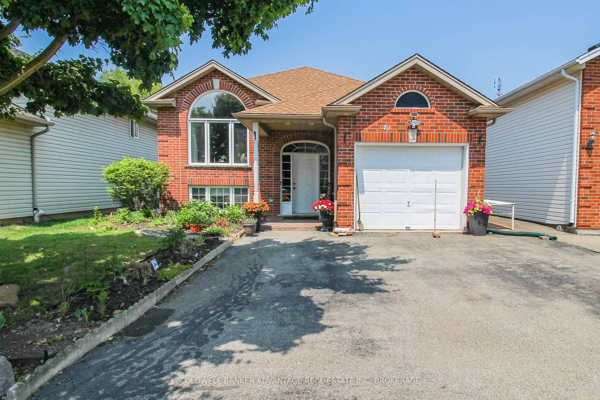Nestled in a highly desired North Welland neighbourhood backing onto private forest, this well maintained raised bungalow boasts comfort, privacy, and functionality.
