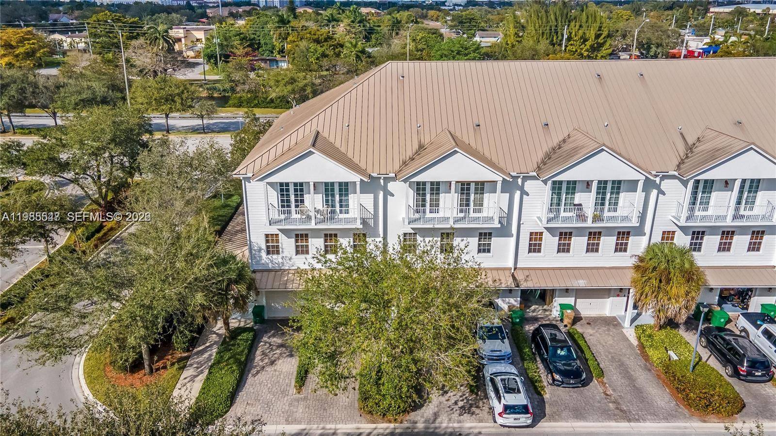 Beautifully maintained townhouse offering 1, 682 sq ft of refined living space.