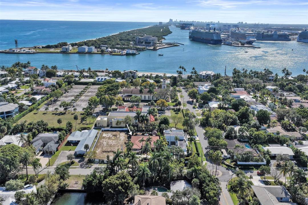 Step into this charming Spanish style home offering 3, 087 sq ft under air on a generous 13, 654 sq ft lot.