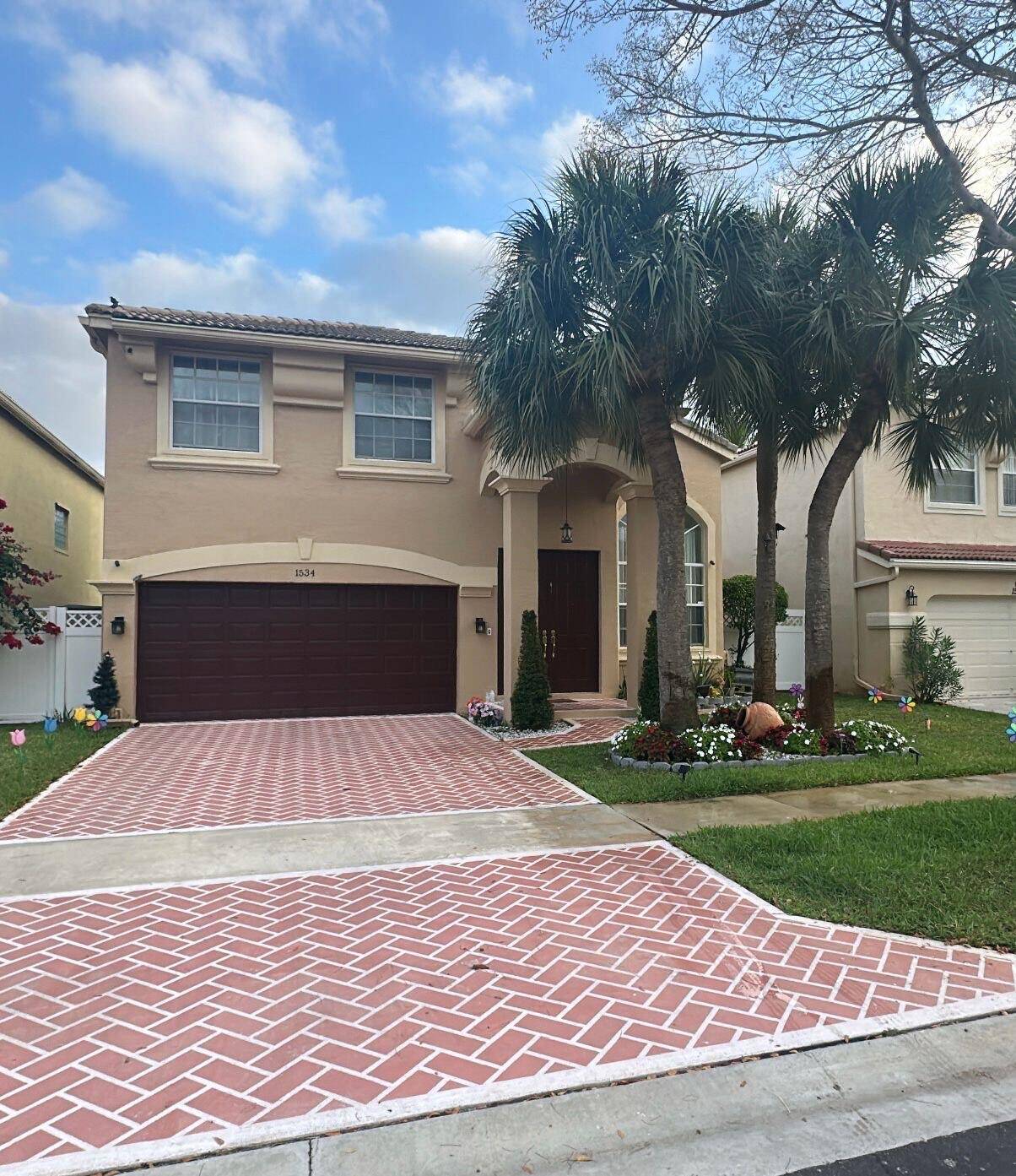 Welcome to your private paradise in the heart of Madison Green !