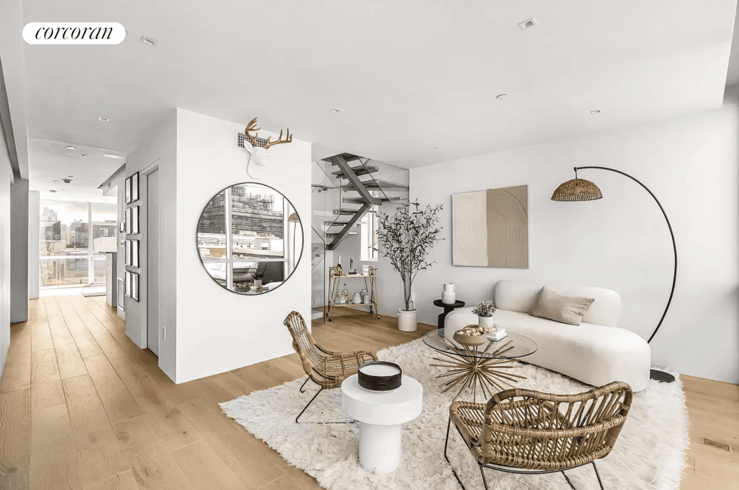 OWNER OFFERING 2 YEARS COMMON CHARGE CREDIT FOR ANY CONTRACT SIGNED BEFORE SEPTEMBER 1Welcome to your key locked residence at The Vidro.