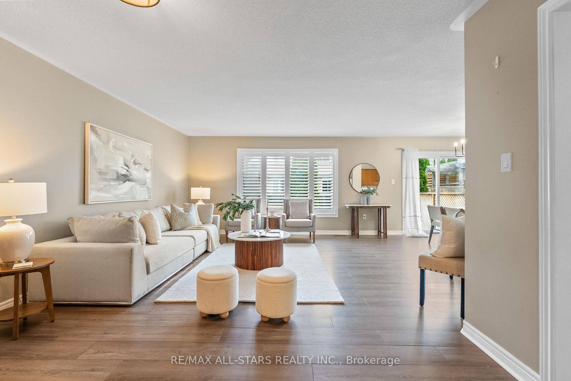 Freehold 2 storey townhome in a family friendly Uxbridge neighbourhood, offering 3 1 bedrooms and 2.