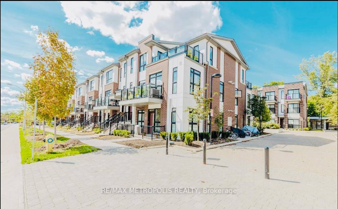 Fully furnished 1 bedroom townhouse Ready to move in !