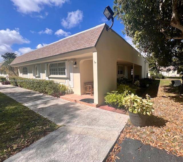 Discover this stunning 2 bed, 2 bath villa in a vibrant 55 community !