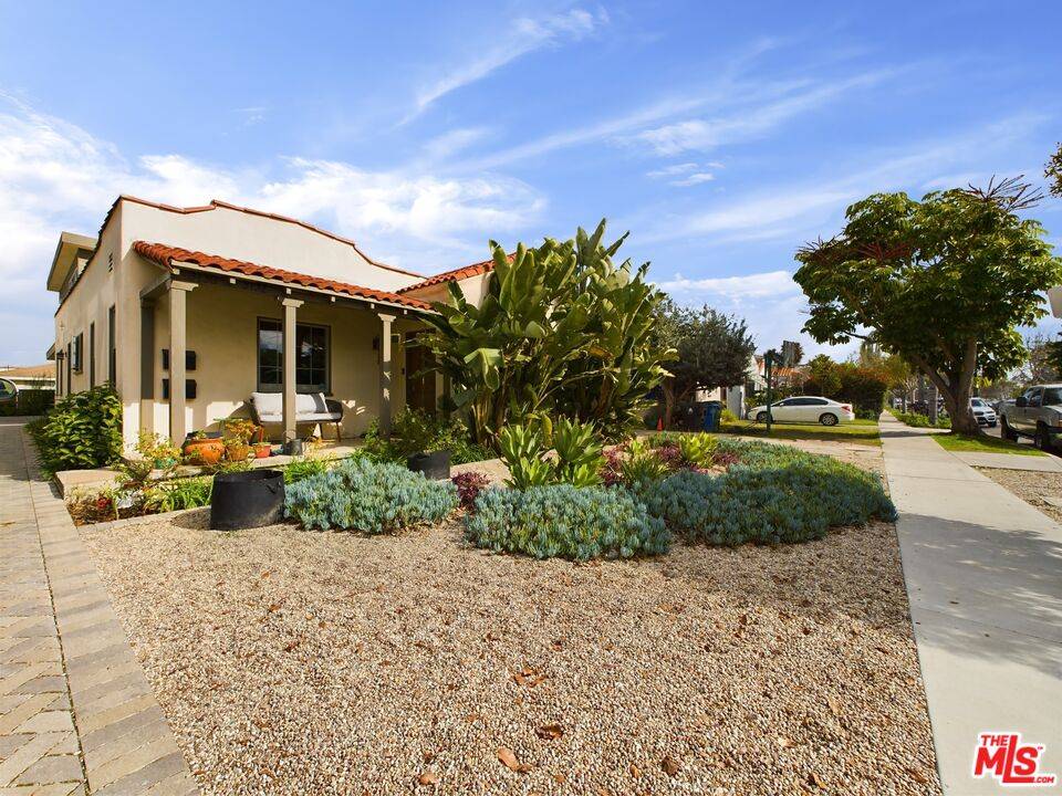 3130   Hutchison Ave 4BR La