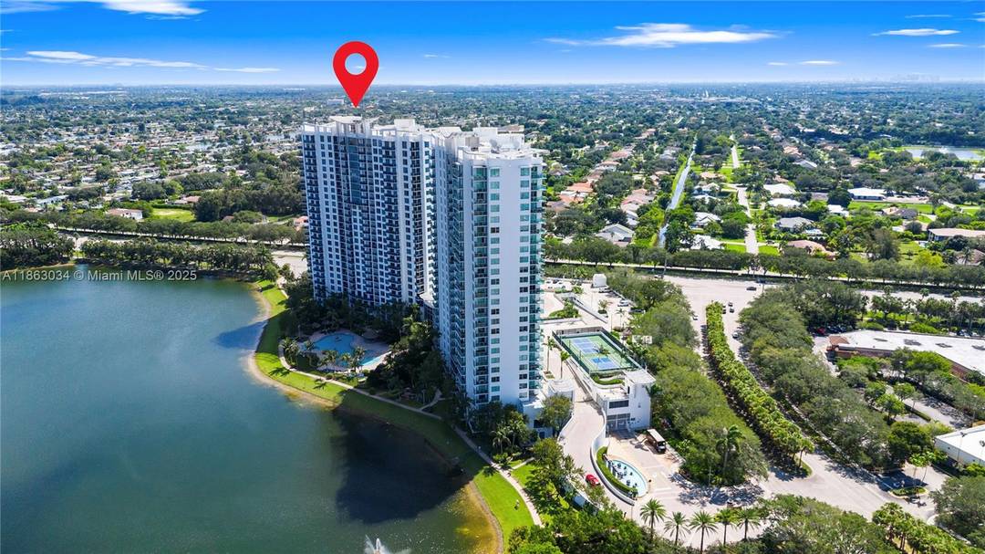 Live in luxury just minutes from Sawgrass Mills Mall and the Fort Lauderdale International Airport !