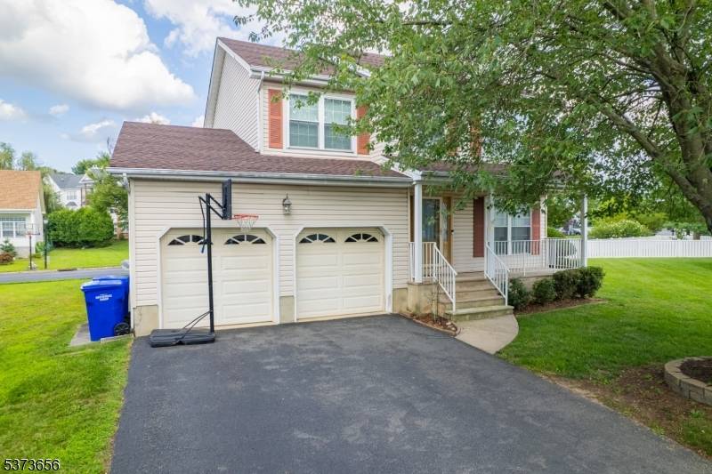 Amherst Ct North Brunswick Twp. New Jersey Single-Family