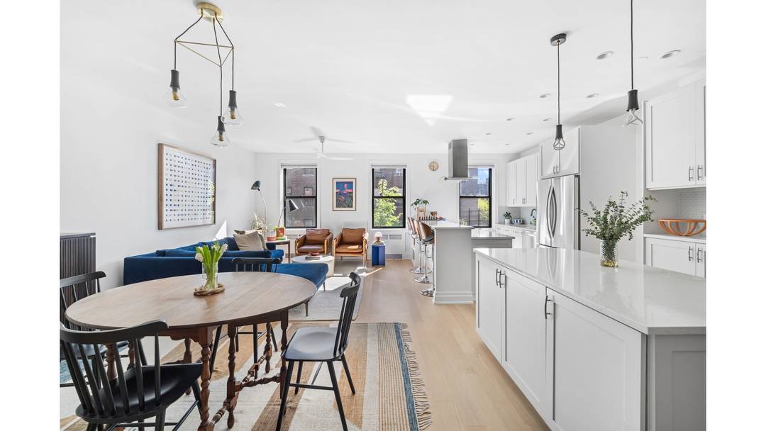 Extra low maintenance home with 5.