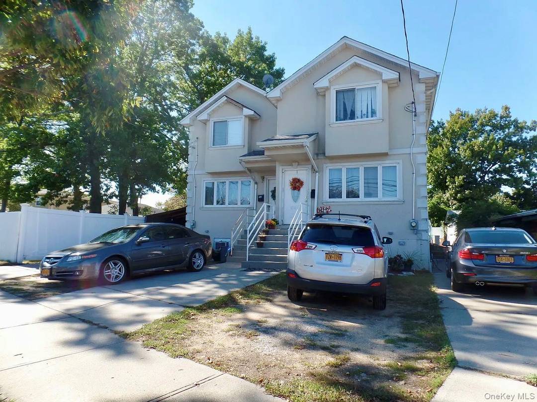 Welcome To This One Of A Kind Beautifully Maintained Single Family Home Located In A Charming Neighborhood Featuring Hardwood Floor Throughout.