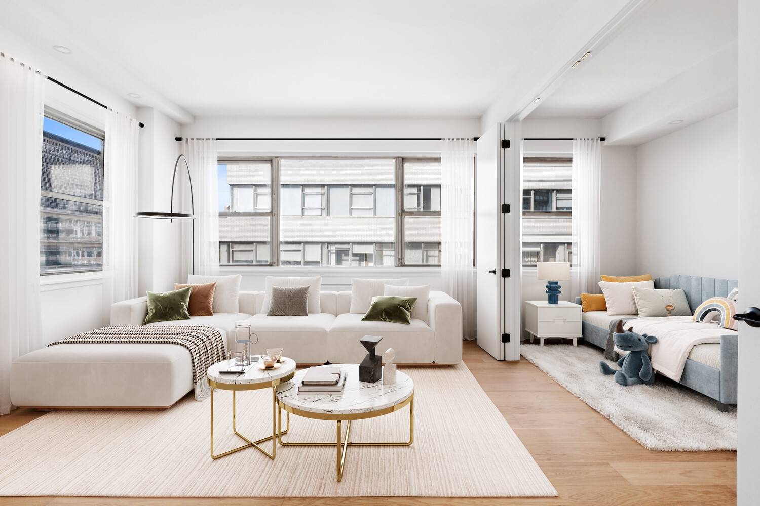 Sponsor Sale No Board Approval Welcome to Apartment 15D at 200 East 58th Street a beautifully renovated flex 2 bedroom, 1 bathroom residence in a full service building.