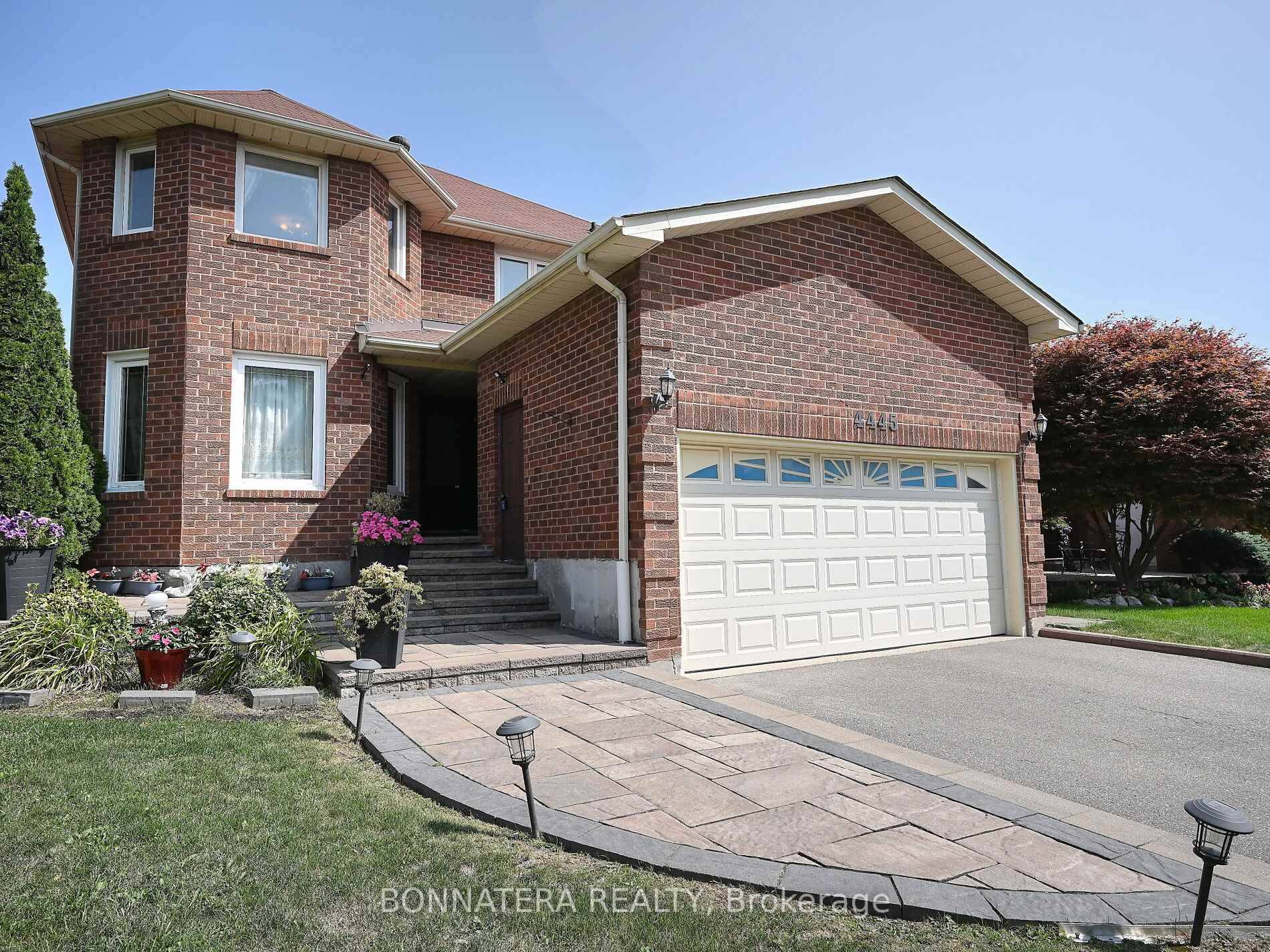 Welcome to 4445 Guildwood Way, a versatile 4 1 bedroom, 4 bathroom home in the heart of Mississauga.