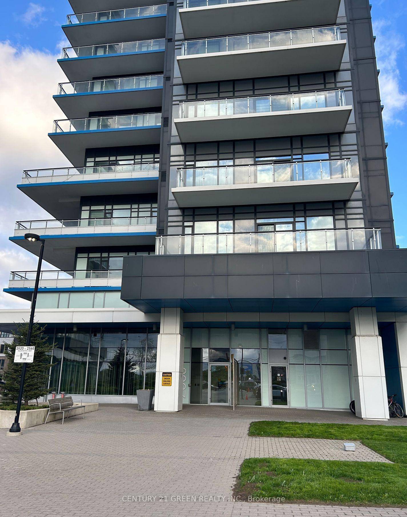 Beautiful 1 bedroom plus den with 2 full bathrooms, offering a bright and functional layout perfect for modern living.